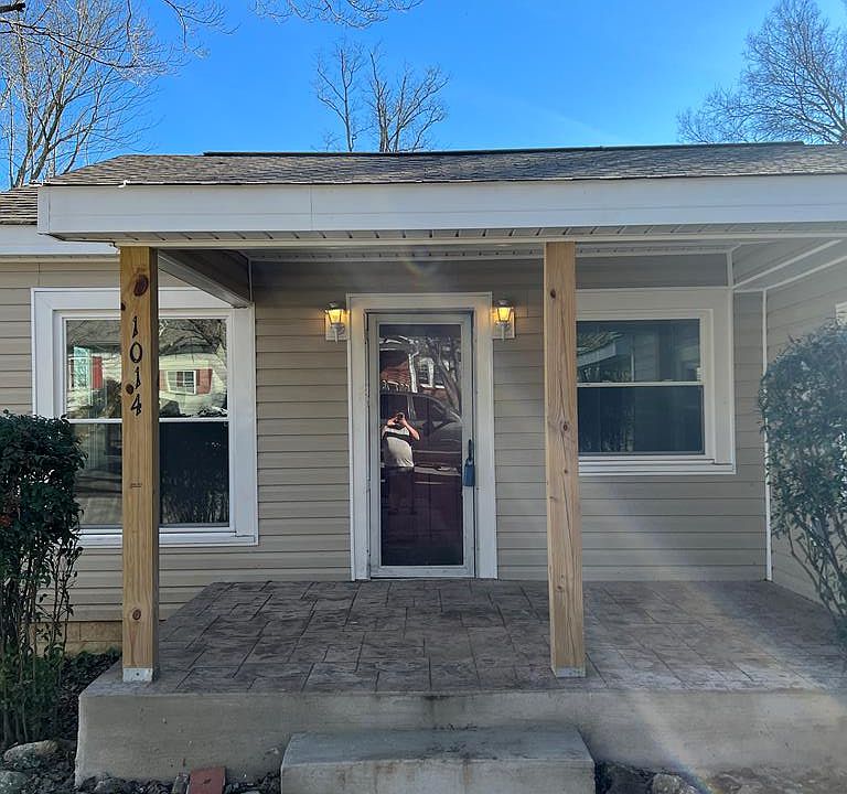 1st image of 1014 Emmett Ave NW