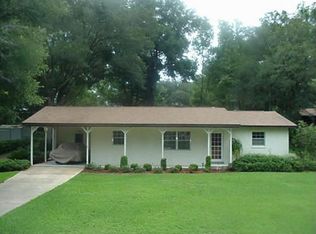 709 Vassar Rd, Deland, FL 32724