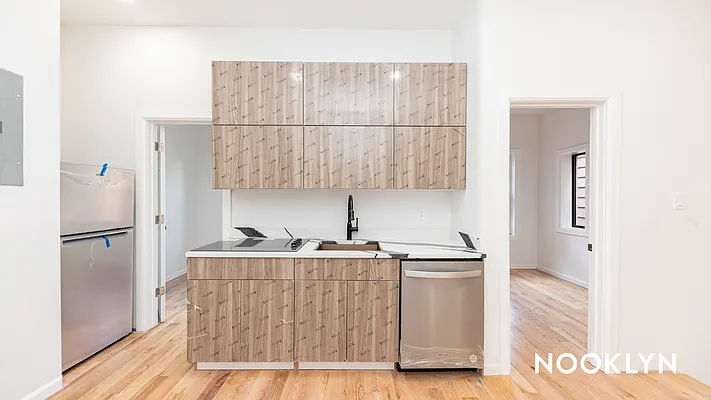 Rented by Nooklyn NYC LLC | media 12