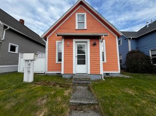 419 Lakeway Dr, Bellingham, WA 98225