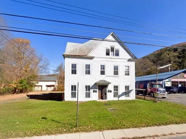 64 Delaware St, Walton, NY 13856