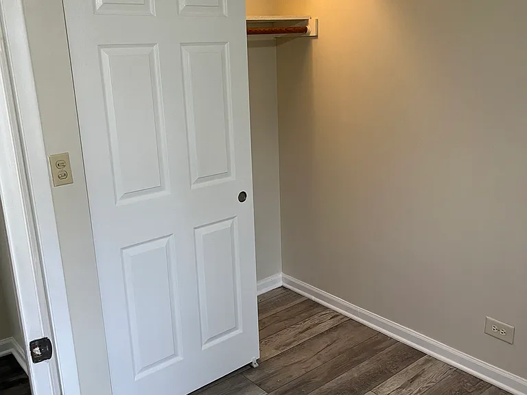 7608 Bristol Ln #F — Photo 17