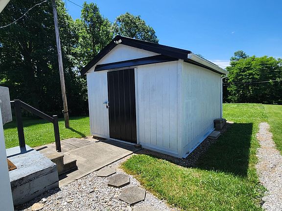 4th image of 2562 Brooksville Germantown Rd