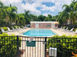 11882 Quail Run Dr, Fort Myers, FL 33908