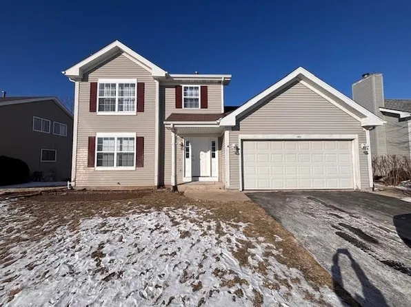 1401 Hazelwood Dr, Belvidere, IL 61008
