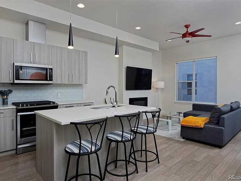 3044 Wilson Ct #2 — Photo 3