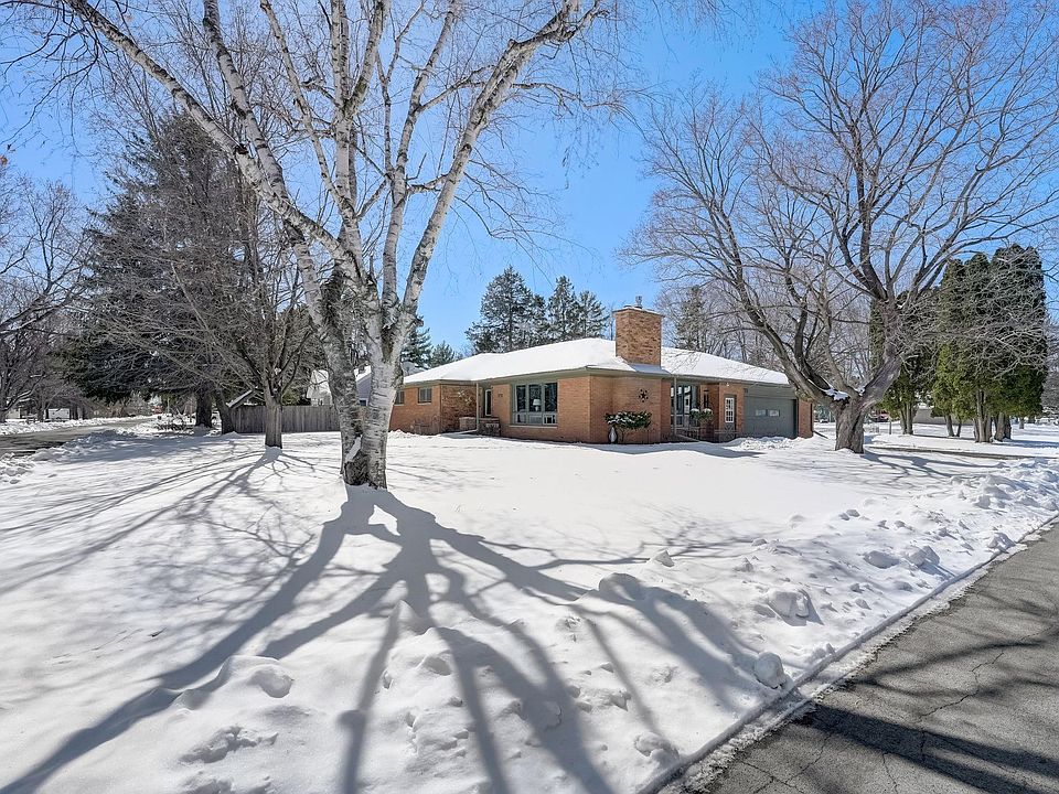 701 Superior Ave, Centuria, WI 54824 Zillow