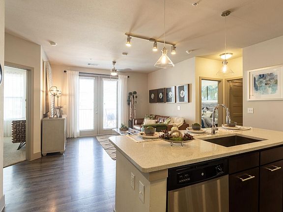 5th image of 2834 E Martin Luther King Jr Blvd #3306