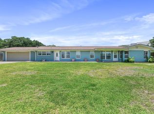 901 Mesquite, Rockport, TX 78382