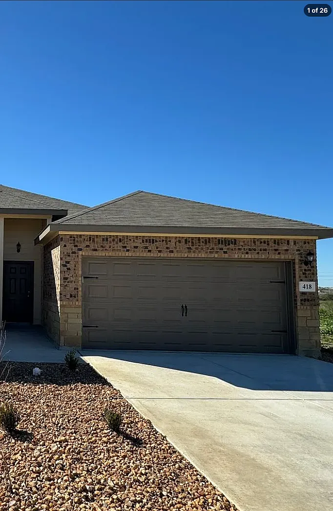 3 bed, 1347 sqft, $1,495 — Photo 1