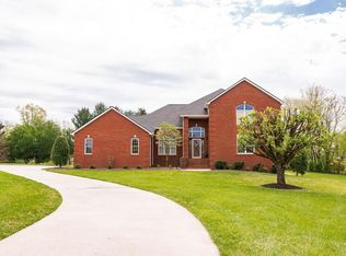 132 Whites Point Dr, Cookeville, TN 38506