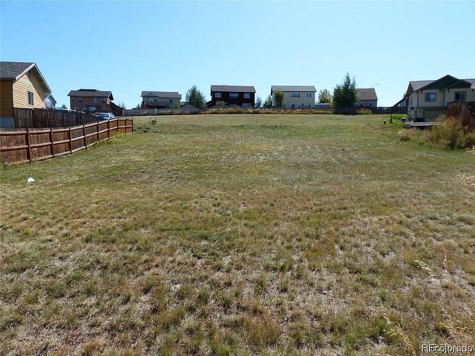 2nd image of 302 Honeysuckle Drive