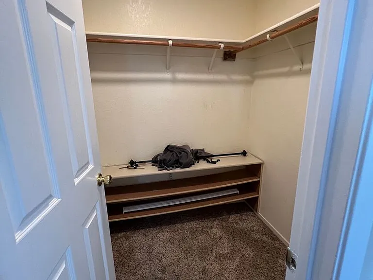 1417 Hall Ave — Photo 18