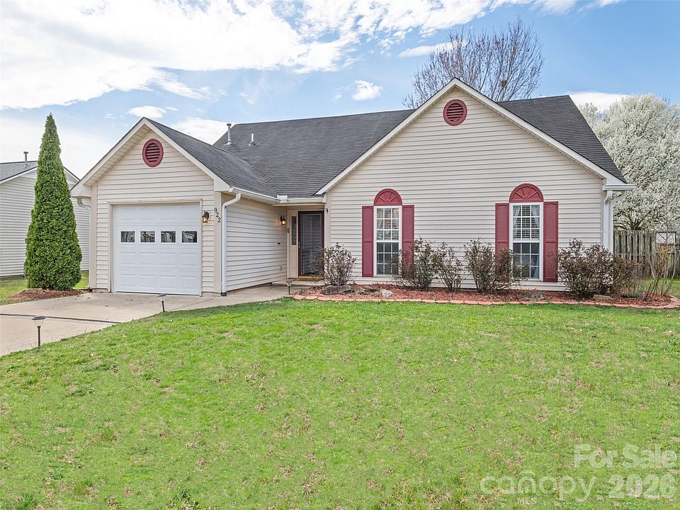 1st image of 922 Woodhill Dr