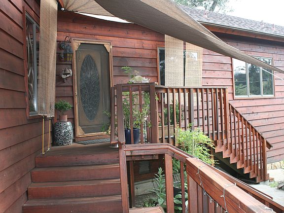 3rd image of 10115 River Dr