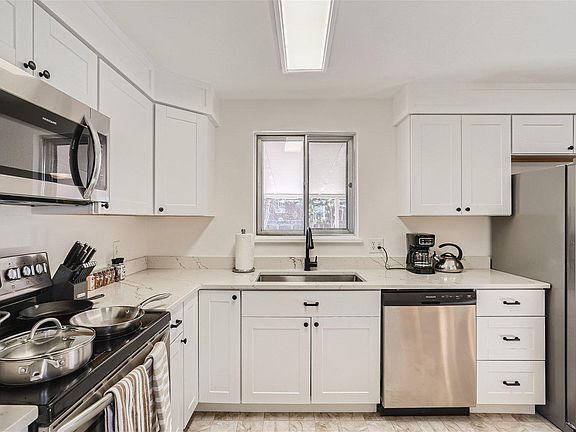 4th image of 12356 E Dakota Ave