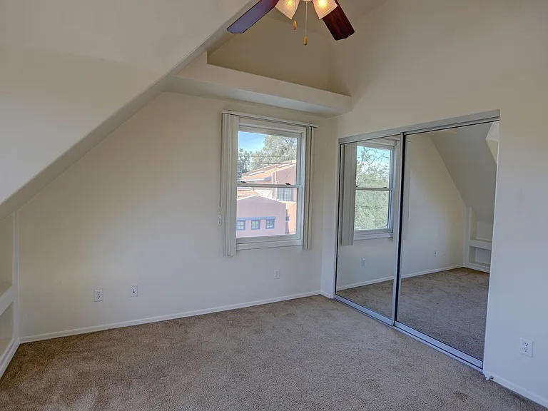 1055 N. 3rd Ave. — Photo 18