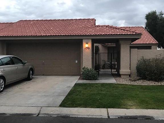 2nd image of 945 N Pasadena St #150
