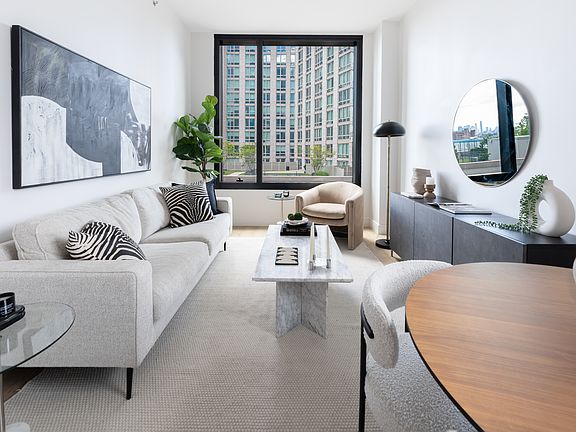 3rd image of 4519 Davis St #16B