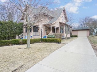 111 Pine St, Manistee, MI 49660