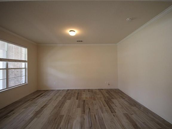 4th image of 10116 Barbrook Dr