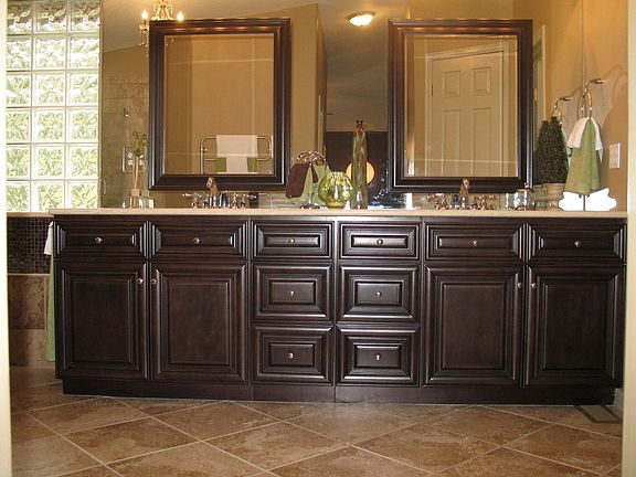 Totally remodeled Master Bath w/Heated Floor & Heated Towel Bar!