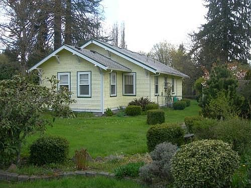 1st image of 510 Delta Ln SE