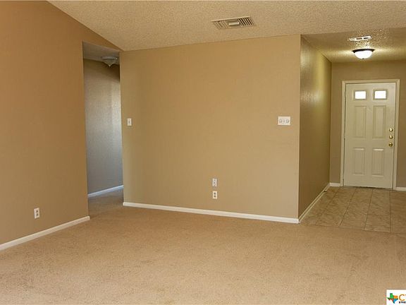 5th image of 3206 Edgewood Dr