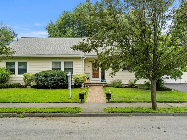 93 Stanley Rd, Swampscott, MA 01907