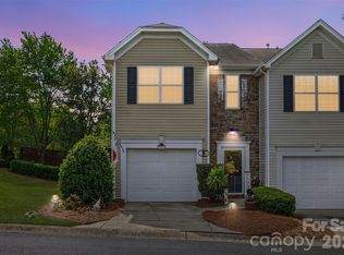 2103 Midnight Blue Ln, Fort Mill, SC 29708