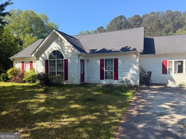 93 Saint James Pl, Sharpsburg, GA 30277
