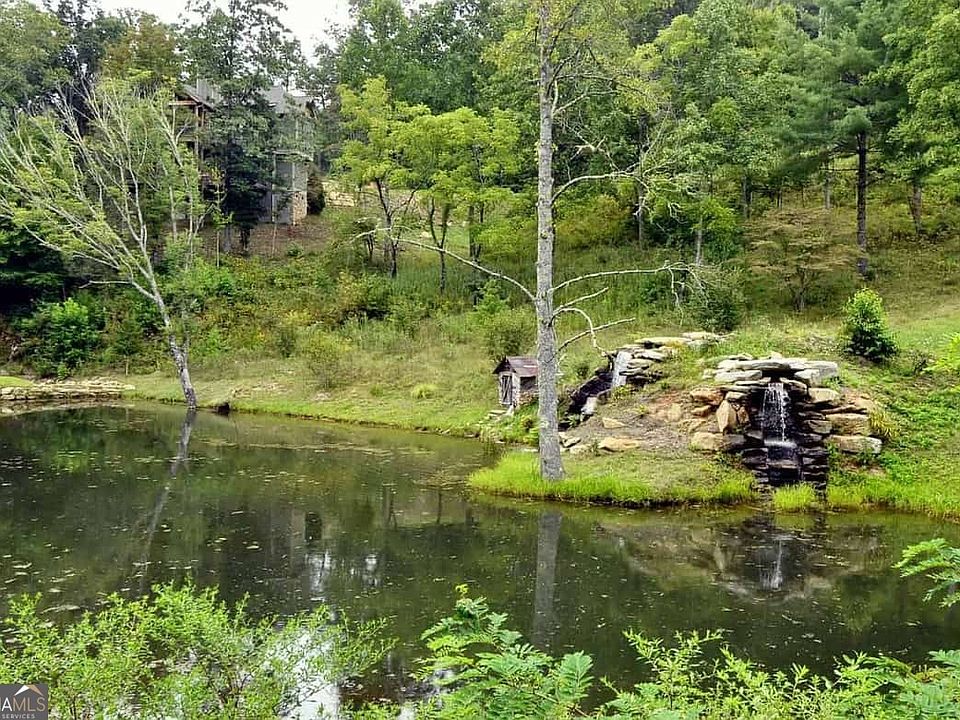 2nd image of 75 Pasture Rd