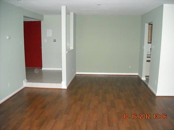 Entrance and living room