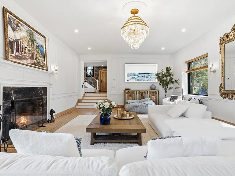 546 Lake Ave — Photo 4