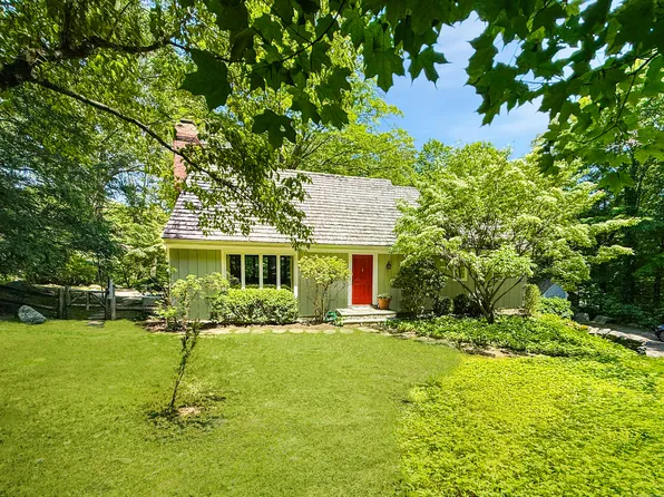 477 Woodbine Road, Stamford, CT 06903