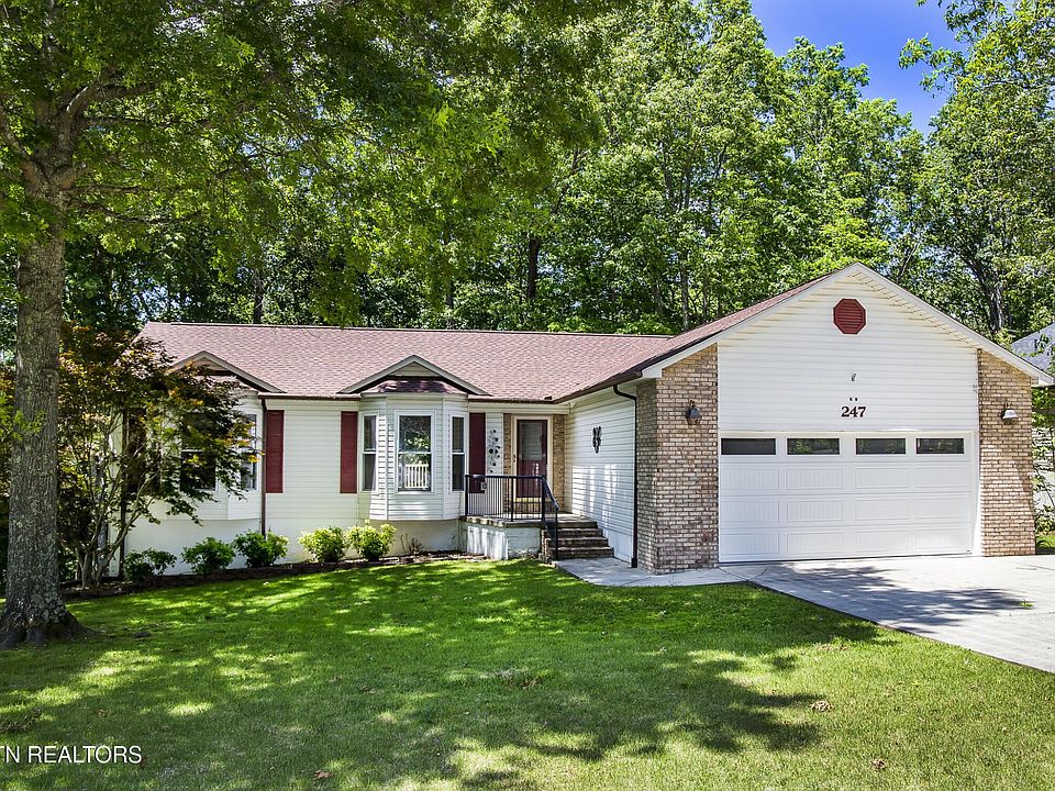 1st image of 247 Lakeview Dr