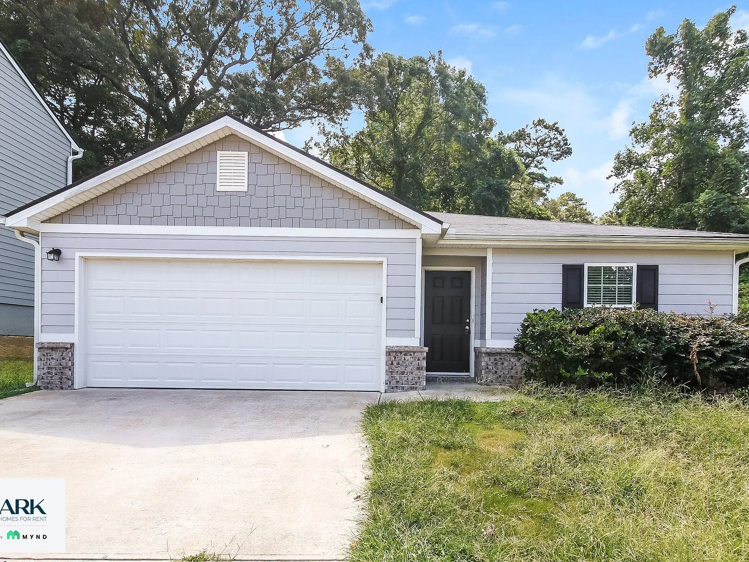 4 bed, 2.0 bath, 1601 sqft, $2,195 — Photo 1