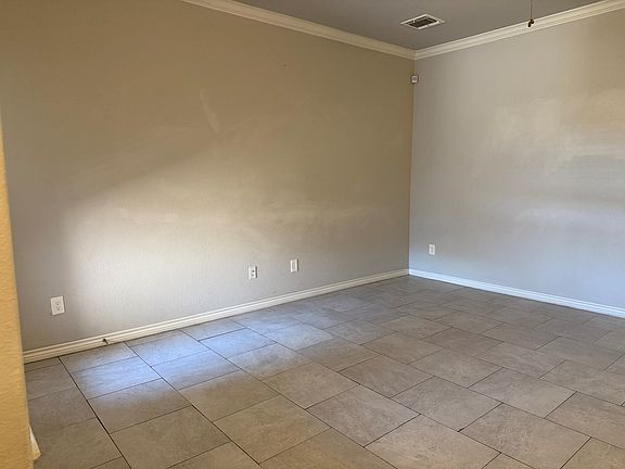 4th image of 5301 Hagen Ct