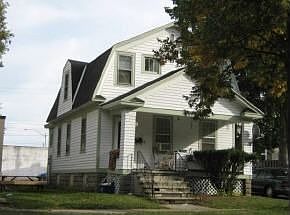 1st image of 308 S Van Buren St