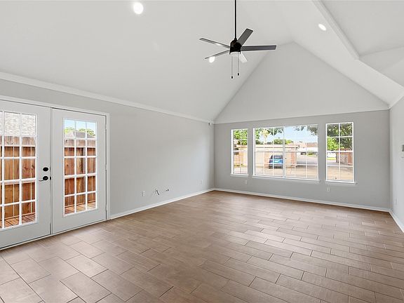 2nd image of 3209 Continental Dr