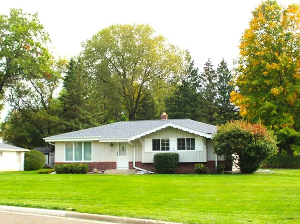 W238N6990 Michele LANE, Sussex, WI 53089