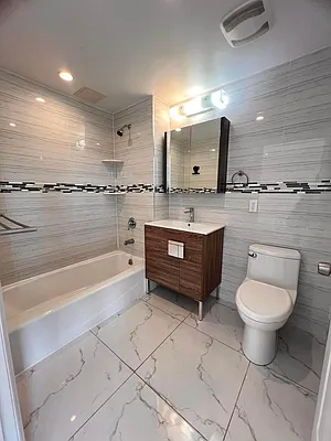 Rented by Apple Realty Group Corp | media 5