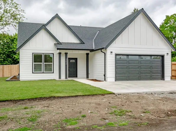 302 Ketchum Ave, Amity, OR 97101