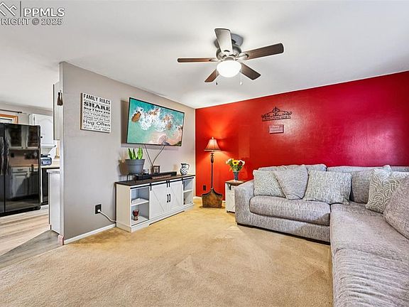 3rd image of 7147 Palmer Park Blvd