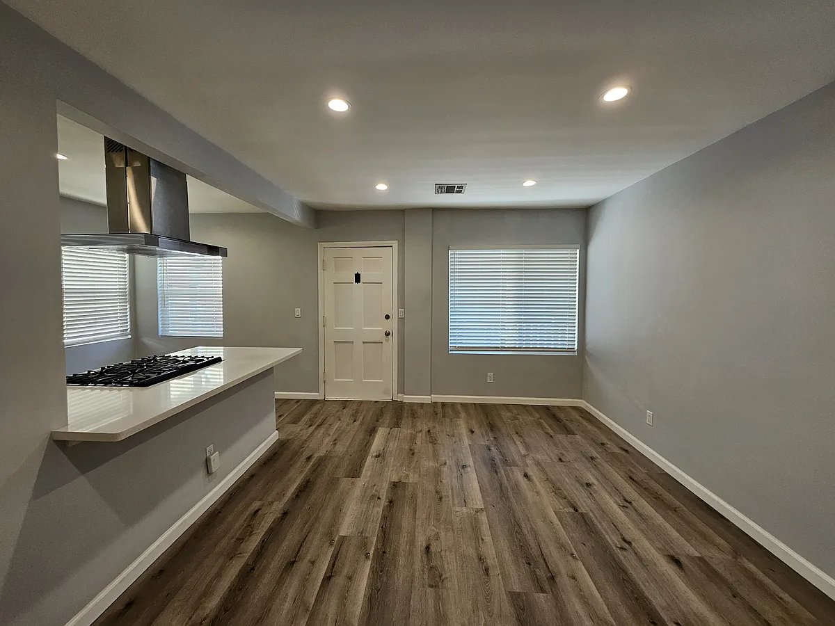 Building Photo - 2350 Florencita Ave #1/2