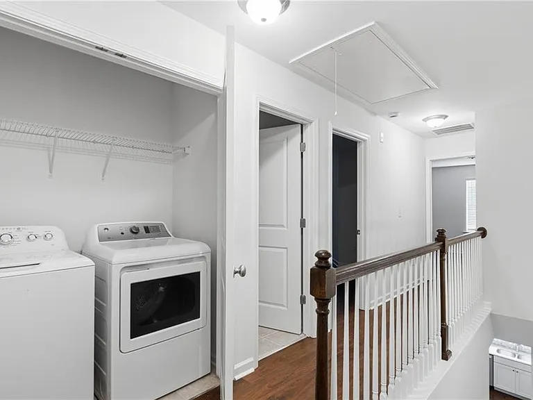 4917 Longview Walk — Photo 11