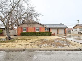2832 Chaucer Dr, Oklahoma City, OK 73120