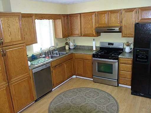 4th image of 3793 Catalina Dr