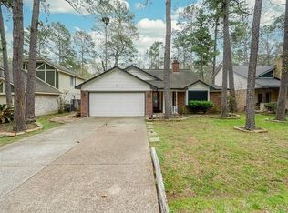 3 Pinewood Forest Ct, Spring, TX 77381