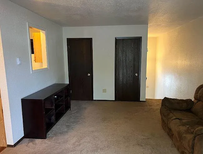 229 Monterey Way — Photo 5